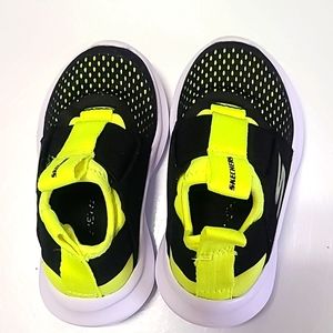 Skechers todder shoes